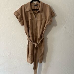 Women's Simply Vera Vera Wang Belted Utility Romper Size‎ XL Tan Buttons Collar